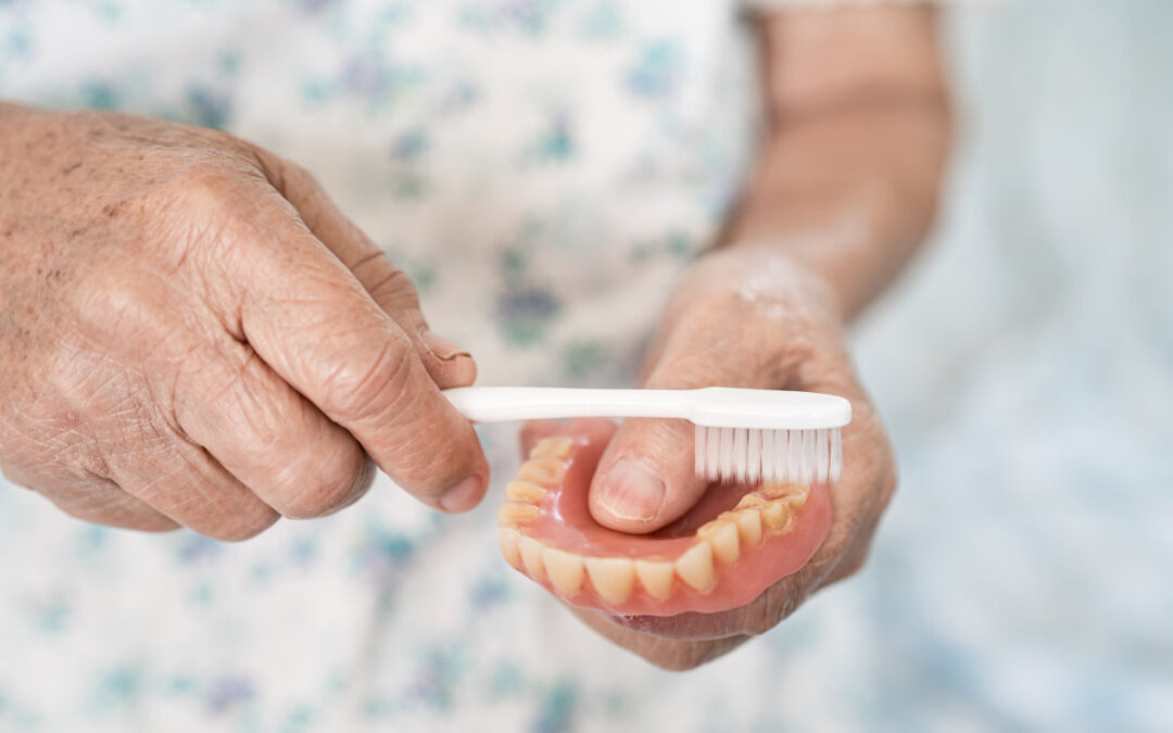 How to Clean Dentures Properly and Prevent Damage