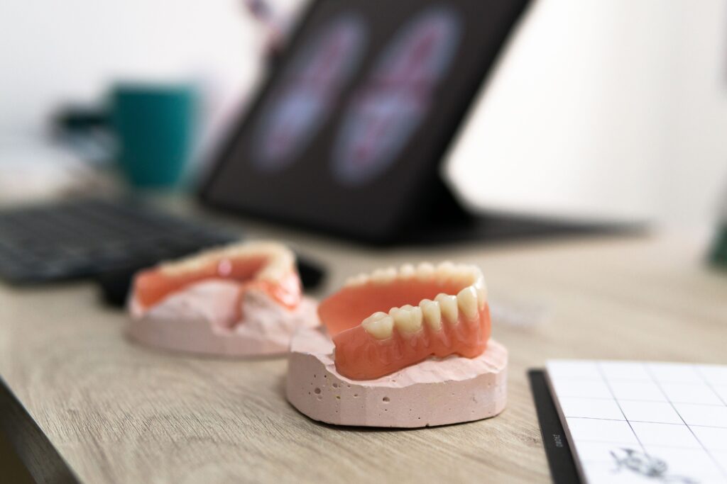 How Long Do Dentures Last